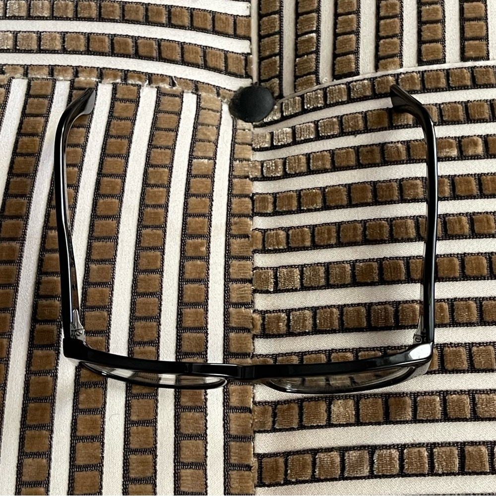 Gucci Black Proscription Glasses - Picture 5 of 10